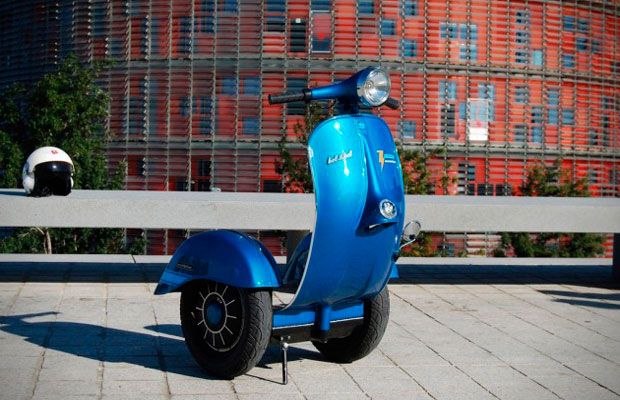Zero Vespa Segway