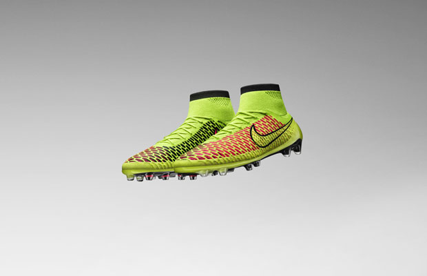 Nike Magista