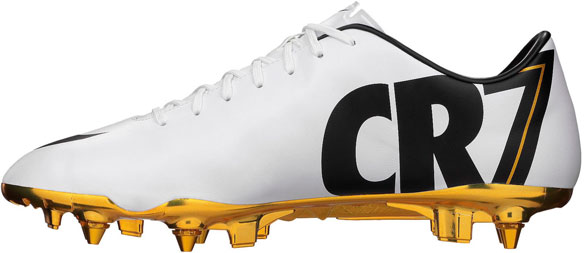 CR7 Mercurial Vapor IX