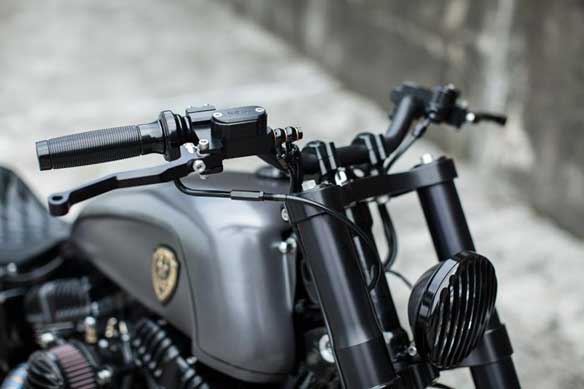 Harley Davidson Dyna Urban Calvary