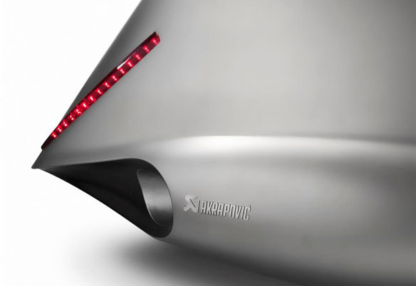 Akrapovic Full Moon Concept