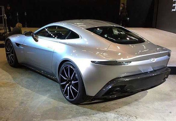 Nuevo Aston Martin DB10