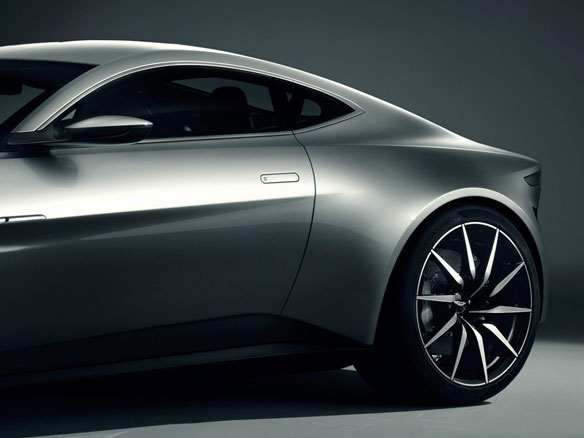 Nuevo Aston Martin DB10