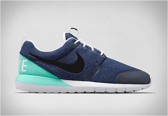 Zapatillas Nike Roshe Run Tech Fleece